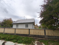 Casa individuala, 60mp, teren 3000mp, zona Padureni, Siret