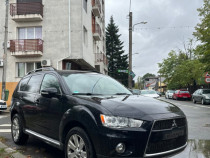 Mitsubishi Outlander 2011