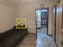 Garoniera, 22 mp, etaj 3, zona Narcisa