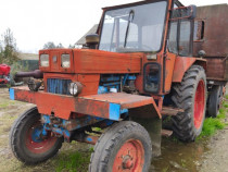 Tractor Universal 650 UTB