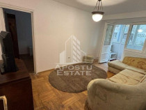Apartament 2 camere, semidecomandat, zona Girocului