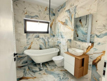 Casa individuala, 4 camere si 2 bai, 700m distanta de Mall M