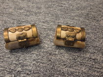 Set cutiute bijuterii din fildes.