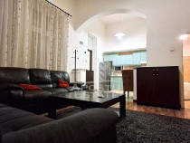 Apartament 2 camere Ultracentral Etaj 1, cu Garaj