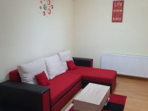 Garsoniera de inchiriat la Piata Romana
