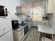 Apartament cu 3 camere de închiriat în zona Ultracentral