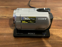 Handycam camera de filmat Sony DCR-SR42