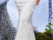 Rochie alba deosebita