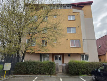 Apartament 3 camere, etaj 2, zona Craiovei – Pitești
