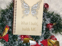 Agenda &bdquo;What I Build, Builds Me&rdquo;