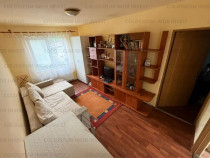 Apartament 2 camere,semidecomandat - zona Florilor