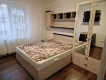 Apartament 3 camere de &icirc;nchiriat