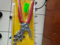 Cleste dat gauri la pantaloni