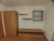 Vand mobila sufragerie