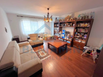 Apartament 3 camere decomandat etaj 1 an 2009 centrala