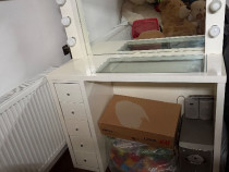 Măsuță de toaletă/machiaj