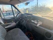 Ford tranzit an 2010 km 290000 reali
