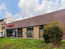 Spatiu comercial de vanzare cu chirias Carrefour Market Arad