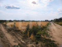 Teren intravilan 1156 mp, deschidere bilaterala, in spatele