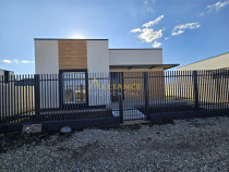 Casa individuala - 4 camere - 2 bai - 440mp teren- cartierul