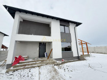 Vila Individuala / 5 Camere / 2 Bai / Teren 460 mp