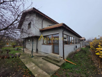 Vila cu 4 .camere 3. bai --249 mp utili - teren 881mp