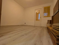 Garsoniera semidecomandata - zona Tractorul