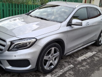 Mercedes-Benz GLA 200d 4Matic Pachet AMG