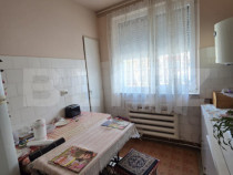 Apartament 2 camere etaj 1,zona Garii