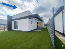 Casa de cu 3 camere,2 bai,teren 301mp