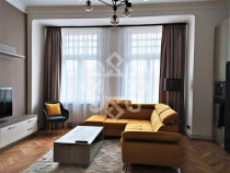 Apartament central cu 4 camere de inchiriat in Oradea