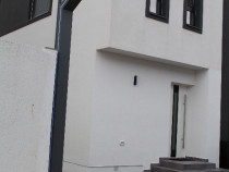 Casa 5 camere termoeficienta , P+1+M - direct proprietar