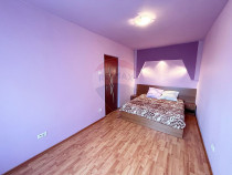 Apartament cu 3 camere de vânzare în Vlaicu, fără com...