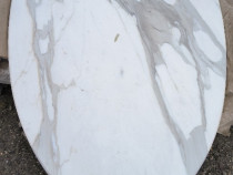 Blat ceramic oval pentru masa, alb cu venatura