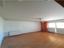 Apartament 3 camere, 2 bai - zona Racadau