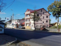 Cladire pe cadre pretabil clinica/comercial in Bucium langa