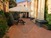 Hotel / Pensiune cu 31 camere de v&acirc;nzare &icirc;n zona P-ta U...