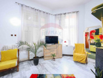 Apartament 4 Camere, Balcon, Ultracentral, Centrul Istori...