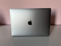 Apple MacBook Air 13 inch 8GB RAM 512 SSD