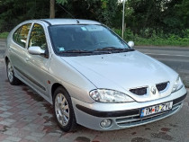 Renault Megane 1.6 16V, benzină.