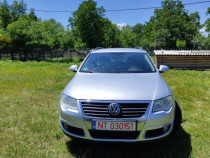 Volkswagen Passat Comfortline TDI - Navi -