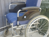 Cărucior pentru baie persoane cu dizabilități
