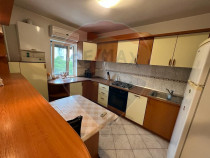 Apartament 3 camere zona Doi Stejari