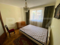 Apartament 3 camere, decomandat, zona Centru