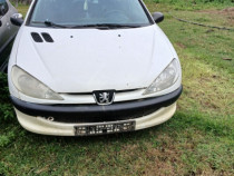 Dezmembrez peugeot 206 1.4 hdi Nu se da intreg