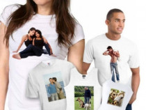 Tricou alb personalizat cu poza și textul favorite