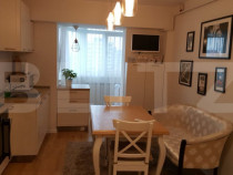 Apartament 2 camere, etaj intermediar, zona Catedrala