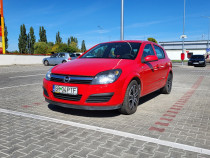 Opel Astra H hatchback