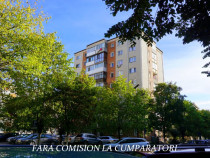 OSTROVENI - APARTAMENT 4 CAMERE, CENTRALA PROPRIE