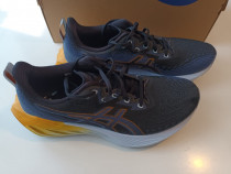 Asics Novablast 4-pantofi alergare